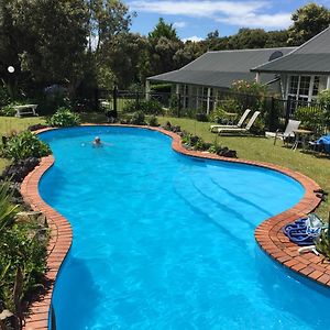 Ash Grove Boutique Motel